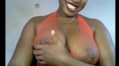 Snapshot of sweetpetitgirl chatting on July 12, 8:16 am LILY BRANDY online show from July 12, 8:16 am