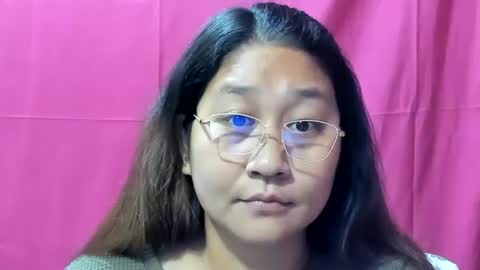 Snapshot of sweetpilipina88 chatting on December 22, 8:38 am MIA online show from December 22, 8:38 am