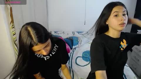 Snapshot of sweetpink1_ chatting on September 25, 3:54 am Caro Lily online show from September 25, 3:54 am