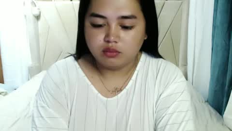 Snapshot of sweetprincess_athena chatting on March 9, 11:25 am Princess Ella online show from March 9, 11:25 am