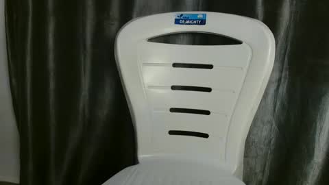 slim ivy online show from November 29, 4:37 am