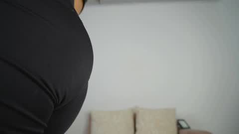 Snapshot of sweetpussyhot_ chatting on February 1, 12:37 pm Hello Welcome Im here from WEDNESDAY to SUNDAY 430am to  830am and 3  to 7  timeMONDAY and TUESDAY i rest online show from February 1, 12:37 pm