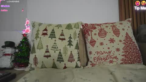 Snapshot of sweetpussyhot_ chatting on December 1, 9:58 am Hello Welcome Im here from WEDNESDAY to SUNDAY 430am to 830am and 3 to 7 timeMONDAY and TUESDAY i rest online show from December 1, 9:58 am