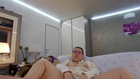 Snapshot of sweetraisa chatting on May 25, 2:56 pm SweetRaisa online show from May 25, 2:56 pm