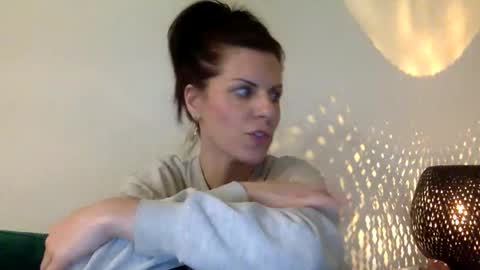 sweetriddance online show from April 26, 3:37 am