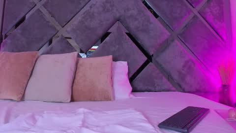 sweetsalome_01 online show from February 9, 1:04 pm