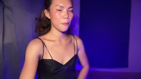 Alexis online show from July 8, 3:49 pm