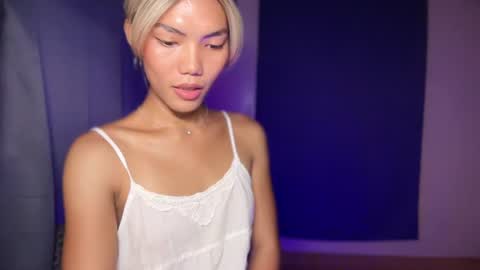 Alexis online show from July 14, 3:40 pm