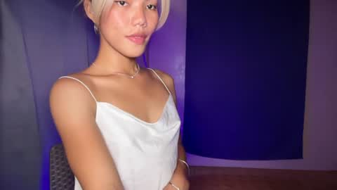 Alexis online show from July 17, 2:24 pm