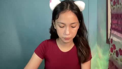 Snapshot of sweetsexy_miax chatting on October 29, 1:13 pm Mia online show from October 29, 1:13 pm