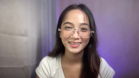 Snapshot of sweetsexy_miax chatting on November 26, 3:24 pm Mia online show from November 26, 3:24 pm