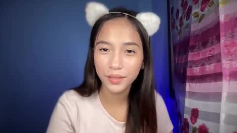 Snapshot of sweetsexy_miax chatting on November 29, 3:37 pm Mia online show from November 29, 3:37 pm