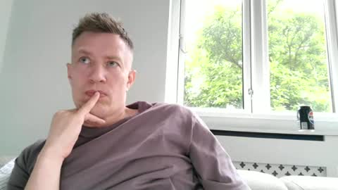 Snapshot of sweetsinner83 chatting on June 16, 7:16 pm sweetsinner83 online show from June 16, 7:16 pm