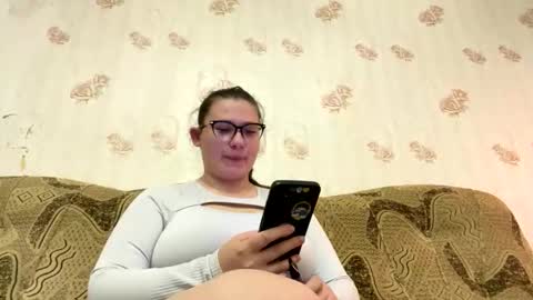 sweetsinua online show from March 27, 9:14 pm