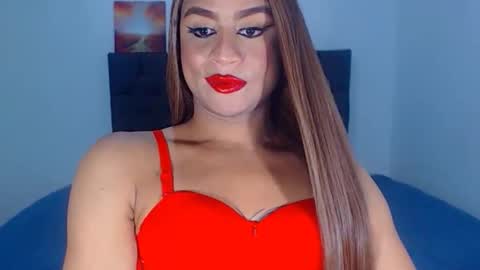 Snapshot of sweetsofiats chatting on October 20, 7:03 pm SOFIA online show from October 20, 7:03 pm