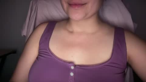 Snapshot of sweetssmashed chatting on July 5, 1:12 am sweetssmashed online show from July 5, 1:12 am
