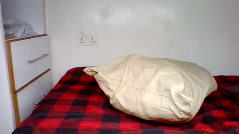 sweett_amberr online show from February 25, 12:15 pm