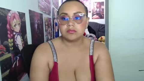 Snapshot of sweett_candy1 chatting on September 9, 3:39 am sweett_candy1 online show from September 9, 3:39 am