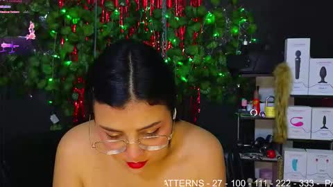 Molly -  INDEPENDENT MODEL online show from February 8, 12:36 am