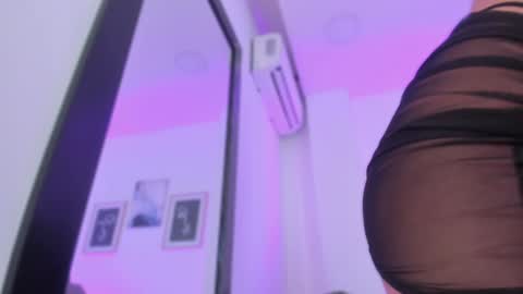 Snapshot of sweettammy_ chatting on January 17, 4:47 pm Tammy online show from January 17, 4:47 pm