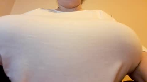 Maya online show from February 16, 10:32 pm