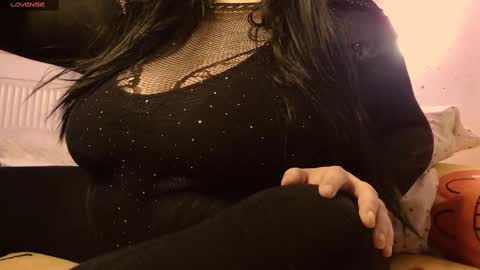 Maya online show from February 26, 4:14 pm