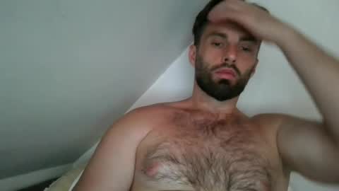 Snapshot of sweettom69 chatting on June 13, 9:07 am Tom online show from June 13, 9:07 am