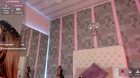 Snapshot of sweetty_paulina chatting on January 10, 5:24 pm Swetty. online show from January 10, 5:24 pm