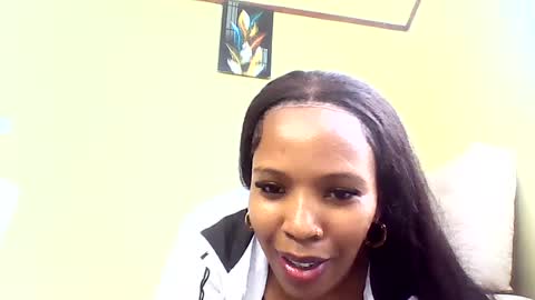 Snapshot of sweetveee chatting on June 13, 12:14 pm Vee online show from June 13, 12:14 pm