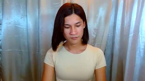 Snapshot of sweetvictoria2000 chatting on May 31, 8:43 am sweetvictoria2000 online show from May 31, 8:43 am