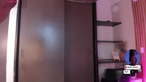 sweetviolet___ online show from June 18, 12:20 pm