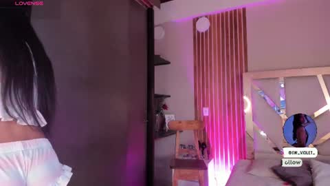 sweetviolet___ online show from July 31, 12:04 pm