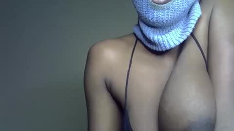 Snapshot of sweetvirgi25 chatting on February 16, 9:44 pm loving soul online show from February 16, 9:44 pm