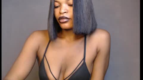 sweetxxboobsx online show from June 12, 7:07 am
