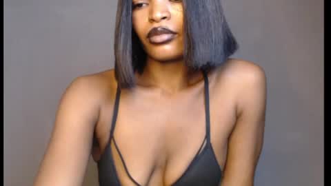 sweetxxboobsx online show from June 13, 8:12 am
