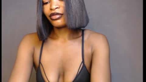 sweetxxboobsx online show from June 22, 9:28 am