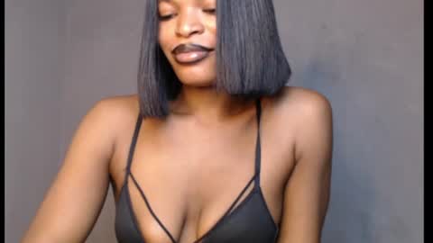 sweetxxboobsx online show from June 29, 8:42 am