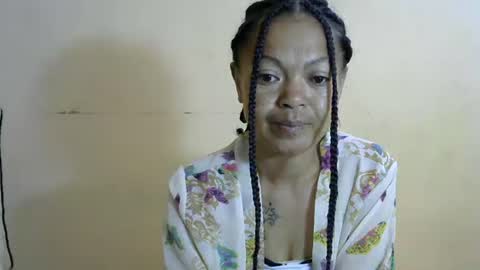 Sarah online show from November 23, 6:13 am