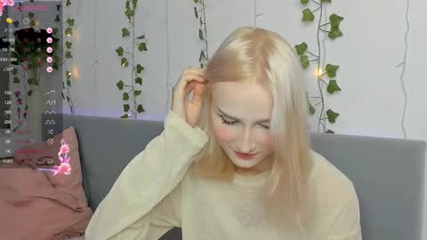 l1sa spears online show from December 4, 9:34 pm