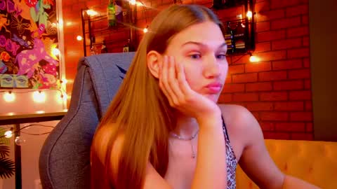 Emily online show from May 11, 5:46 am