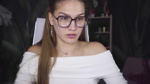 Emily online show from May 19, 9:26 am
