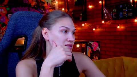 Emily online show from May 20, 6:08 am