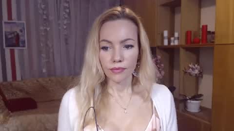 Sweety friend online show from December 11, 9:12 pm