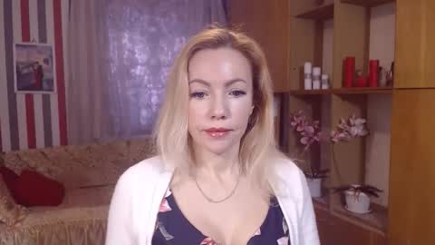 Sweety friend online show from February 12, 8:20 am