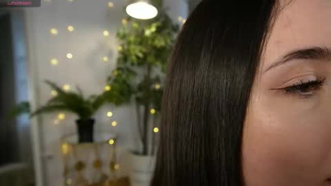 Melissa online show from February 26, 1:54 pm