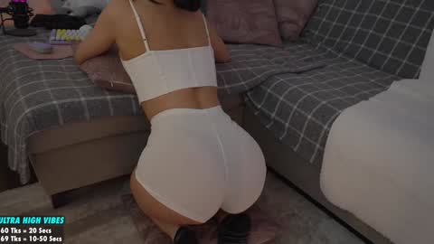 Snapshot of sweety_rinushka_ chatting on December 1, 7:03 pm Katerina online show from December 1, 7:03 pm