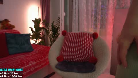 Snapshot of sweety_rinushka_ chatting on December 19, 4:46 pm Katerina online show from December 19, 4:46 pm