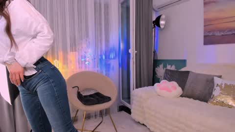 Snapshot of sweety_rinushka_ chatting on October 5, 3:32 pm Katerina online show from October 5, 3:32 pm