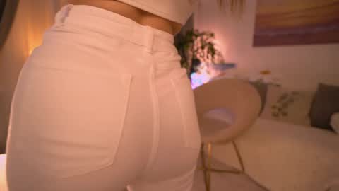 Snapshot of sweety_rinushka_ chatting on July 15, 7:30 pm Katerina online show from July 15, 7:30 pm