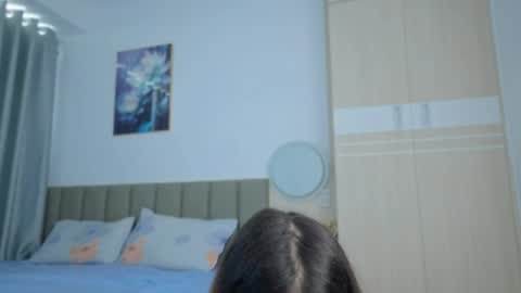 Vikky online show from May 23, 12:05 am